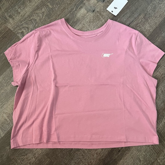 Nike Sportswear Club Cropped Tee-Size XXL - Picture 1 of 7